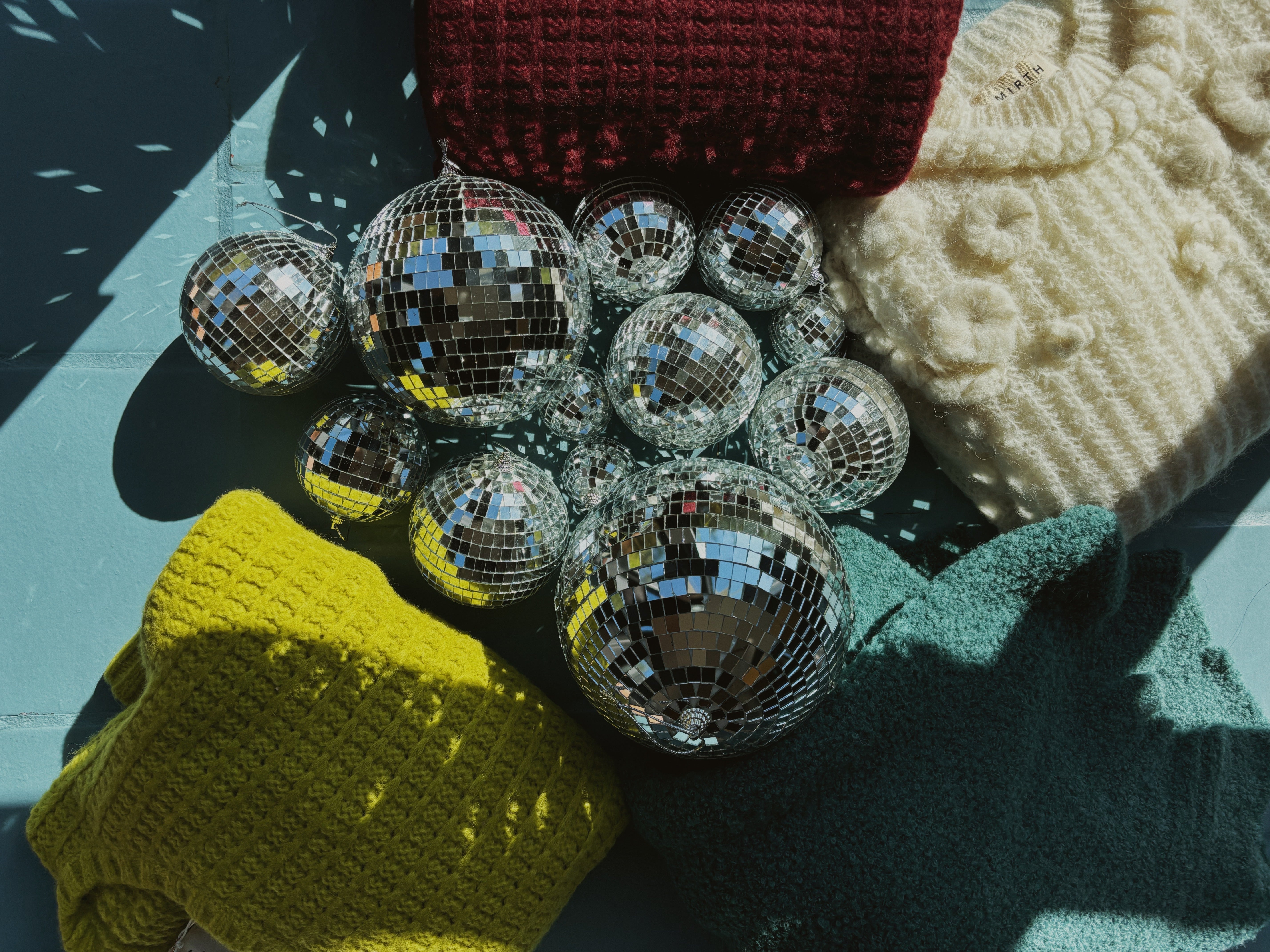 THE HOLIDAY SHOP