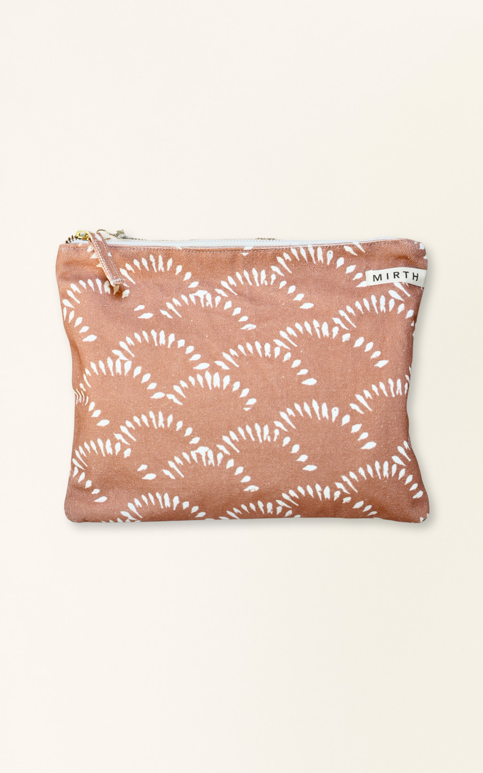 Travel Pouch Scallop Shell