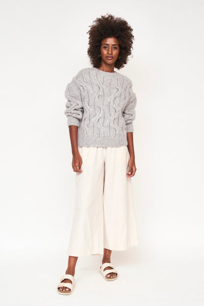 Handknit Cortina Cable Pullover in Dove Grey – MIRTH